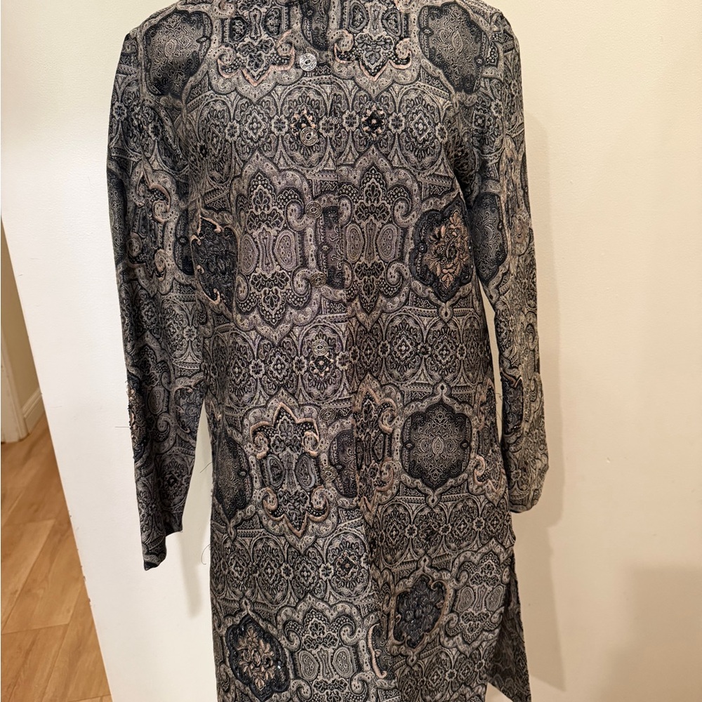 Chico's Intricate Black and Gray Long Sleeve Duster Sz 0